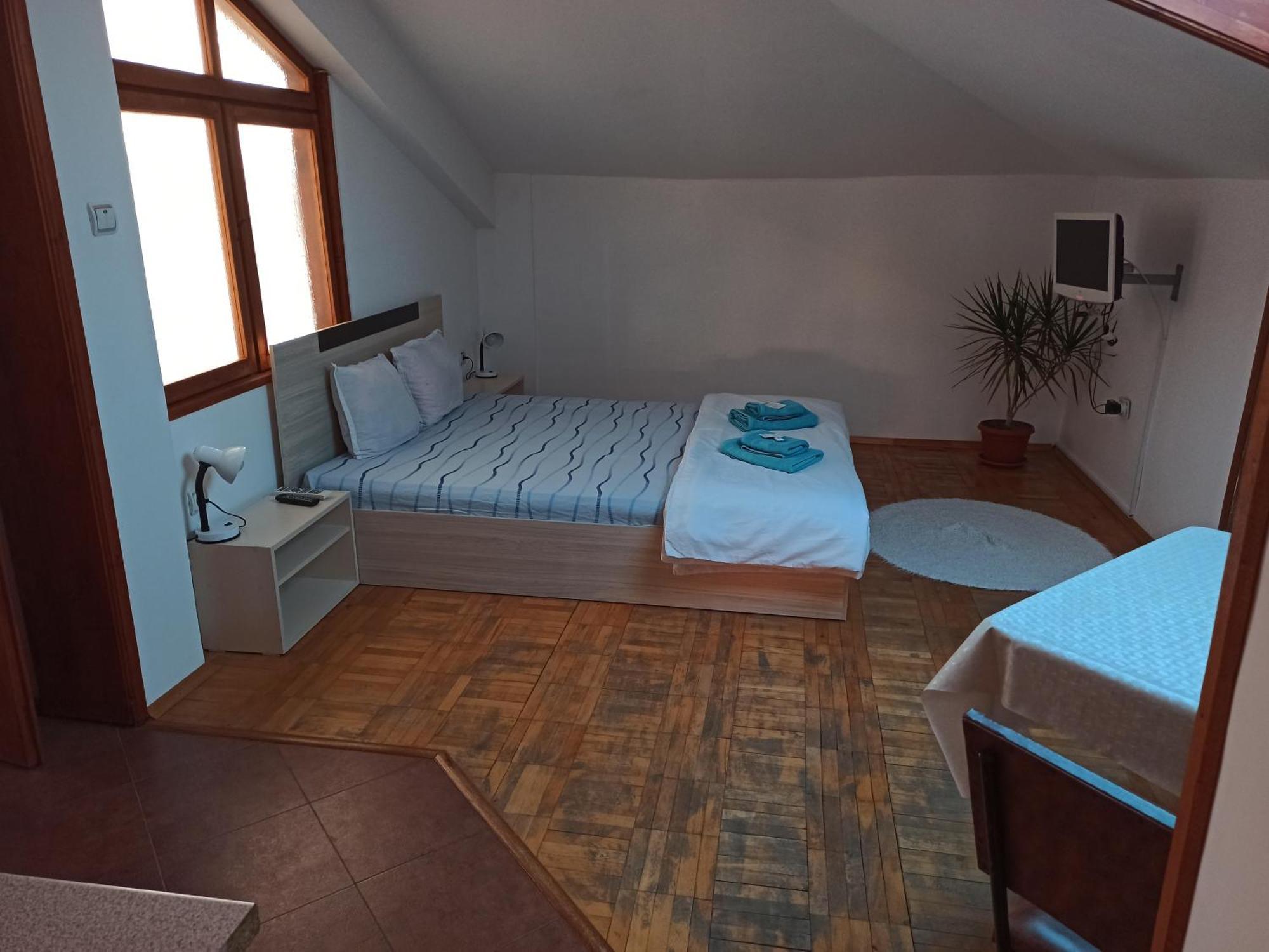 Guest House Ganovi Kalofer Phòng bức ảnh